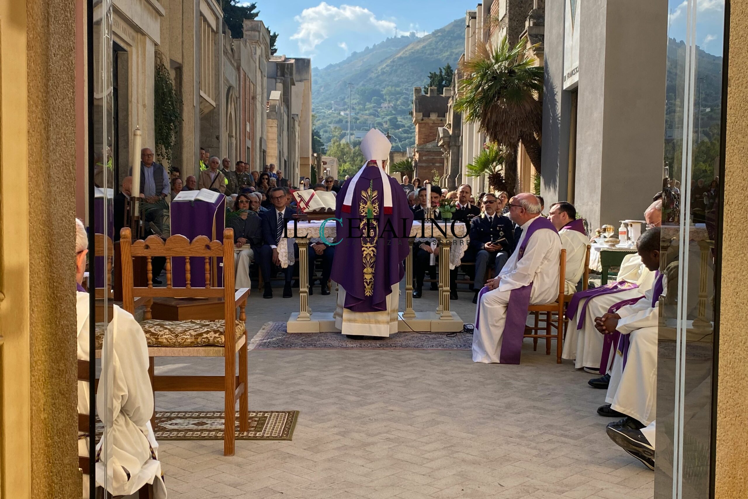 Commemorazione dei fedeli defunti 2024, il vescovo Marciante: “la morte è un regalo, perché regalo di una vita nuova, eterna che non muore mai”