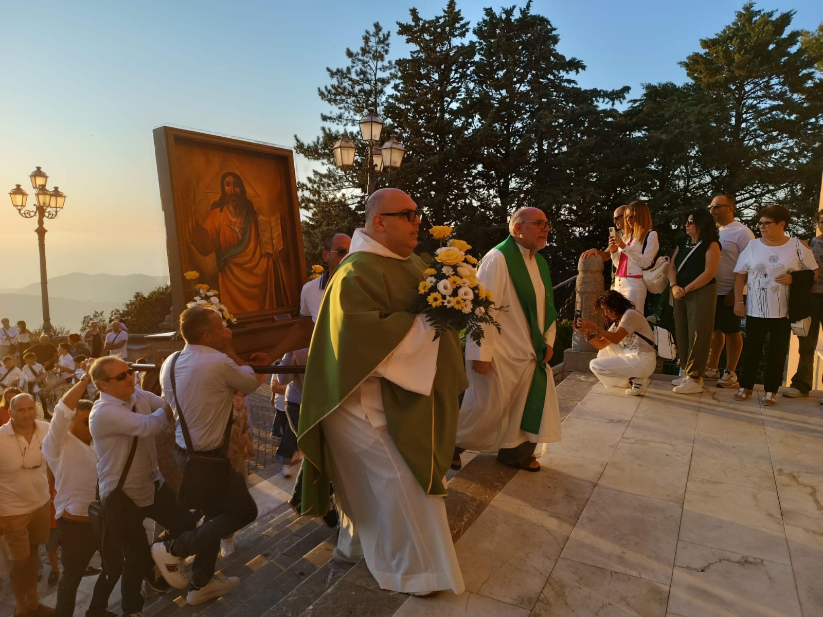 Gangi: la “Peregrinatio” dell’Icona dello Spirito Santo, un viaggio di fede tra le comunità